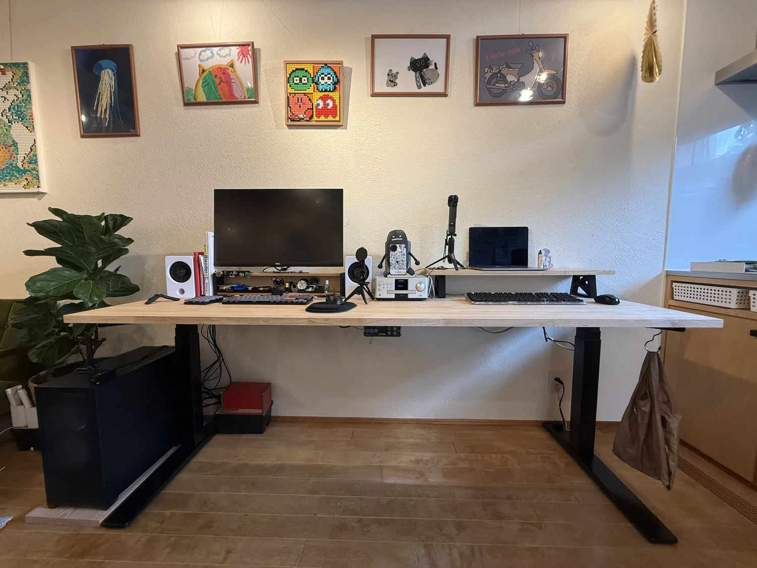 子供部屋に移したあと。空いた場所を夫婦のデスクにした